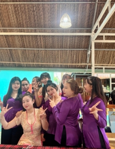 Ẩm Thực Nam Phương Tuyển Dụng Nhân Viên Nữ Làm Việc Tại TP Mỹ Tho, Tiền Giang